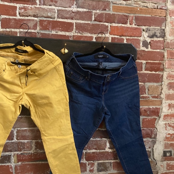 Set of 2 Torrid Jegging Skinny Super Stretch High-Rise Jean sz 14XS - Picture 3 of 9